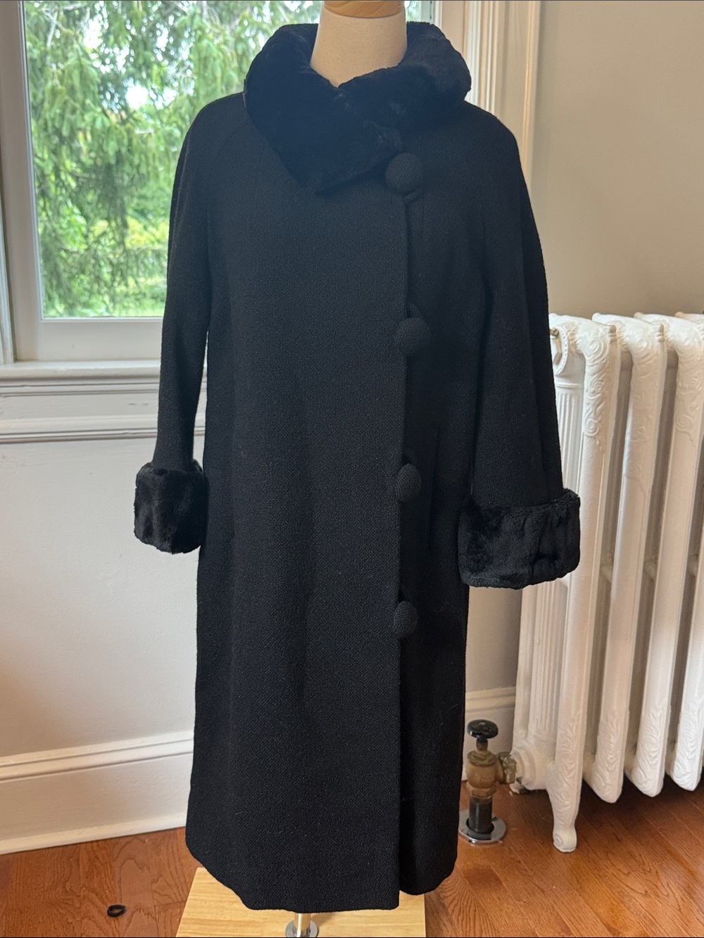 Vintage Black Wool Coat with Fur Trim